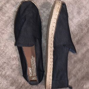 TOM’S BLACK WASHED CANVAS WOMEN’S ESPADRILLES